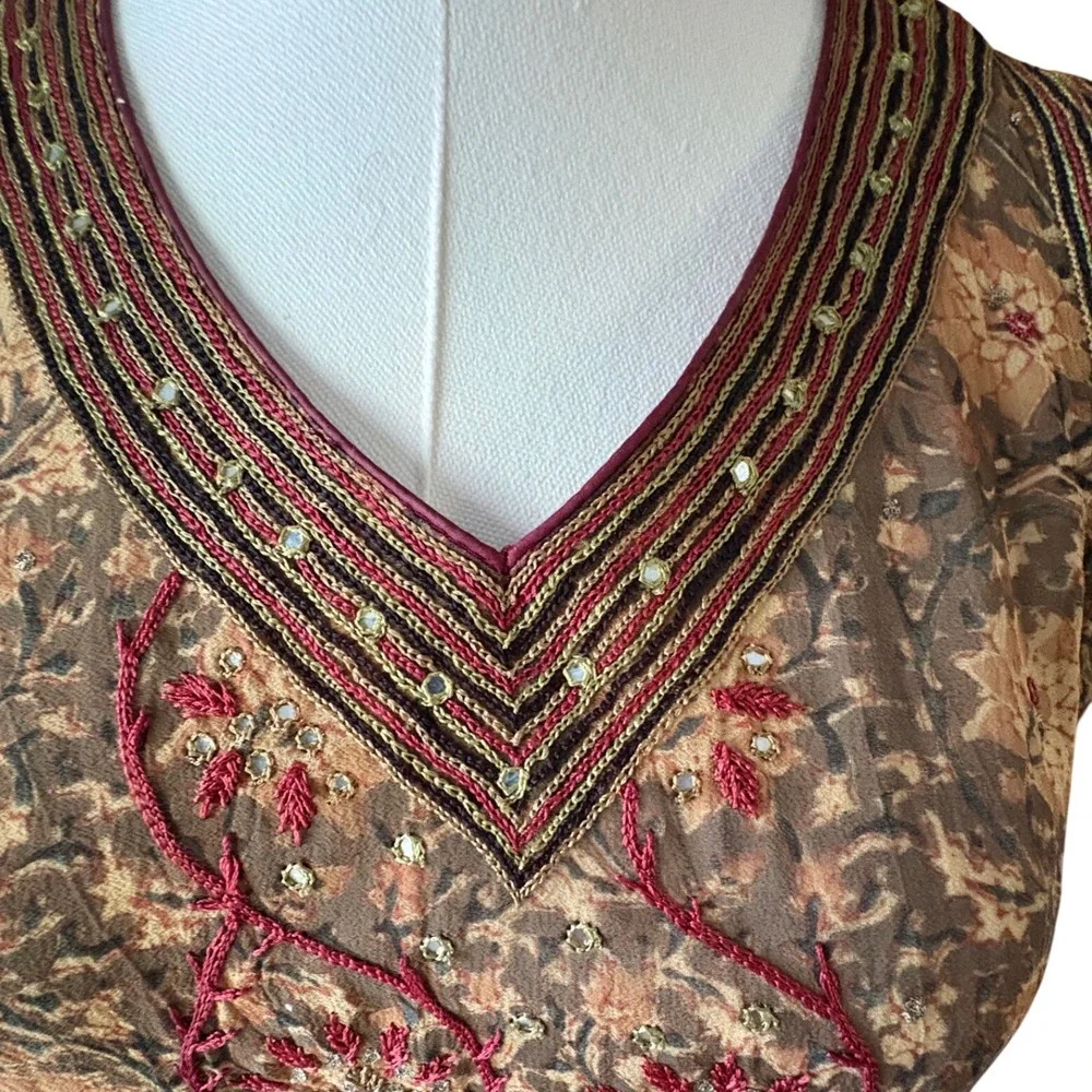 Srishti Latha Puttanna Boho Floral Mirror Work Embroidered Tunic Large Artisan